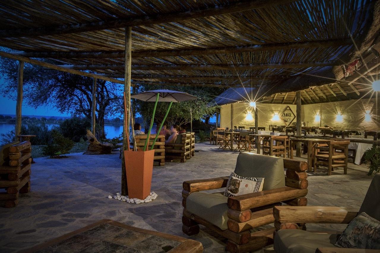 Big 5 Toro Lodge Kasane Buitenkant foto